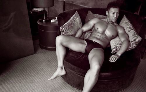 dudepussy:  evianguy:  Hawt Asian Stud!  Pecs of legend 