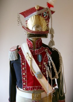 sergeant-redcoat:  Uniform of Napoleon’s