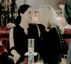 gillianandersons:  Gillian Anderson and Archie Panjabi on The Fall. 