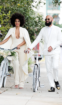 thequeenbey:  At Solange &amp; Alan’s wedding in New Orleans. Congrats! 