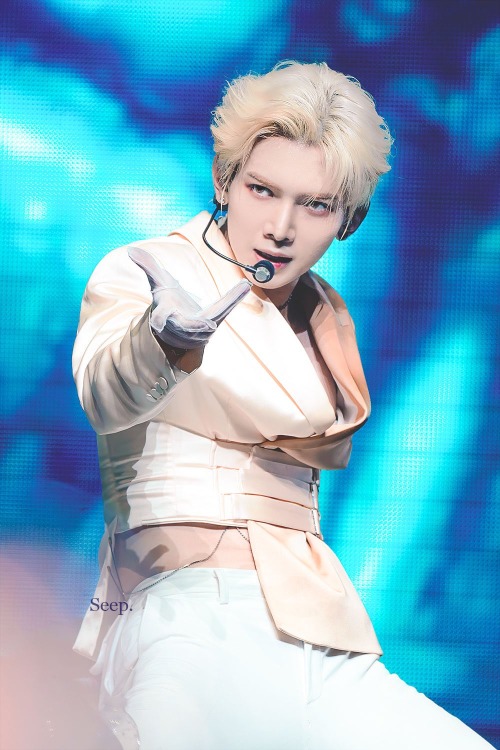 Holy Shit HES BEAUTIFUL