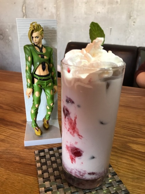 Café abbacchio Kawaguchi, Saitama JapanDrinks: star platinum, purple haze, hierophant green Sweets: 