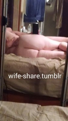 wife-share:  Cuddling with my pawg wifey