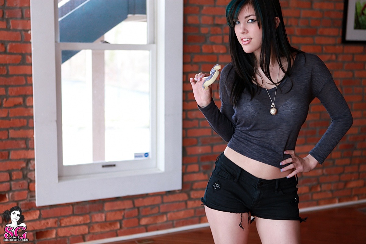 mrandmrseventwofive: Kentessa, “My Cookie” from SuicideGirls  -From Mr. 