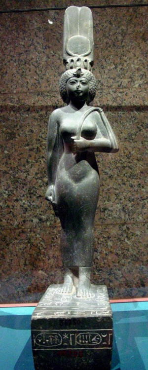 Statue of Ankhenesneferibre, daughter of the 26th (Saite) Dynasty pharaoh Psamtik/Psammetichus II (r