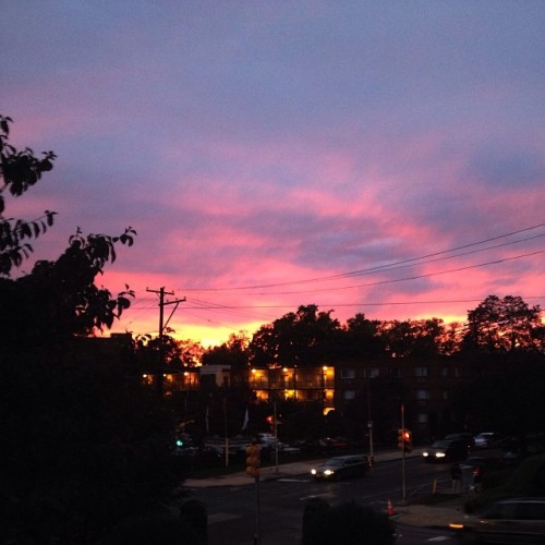 Good job on tonight’s #sunset #Philadelphia . 👍