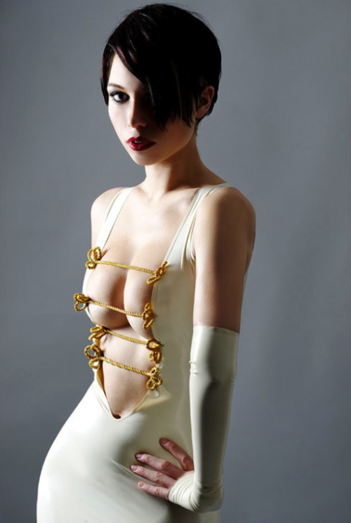 ballerinabondagefairies:  “What makes you think I like bondage?”
