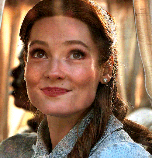 HANNAH DODD As FRANCESCA BRIDGERTON BRIDGERTON S3E8: Into The Light