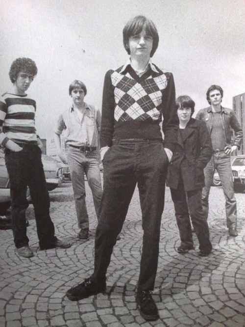 rockinnreelin:  themaninthegreenshirt:  Mark E. Smith, of The Fall has died. He was 60 years old.  RIP genius