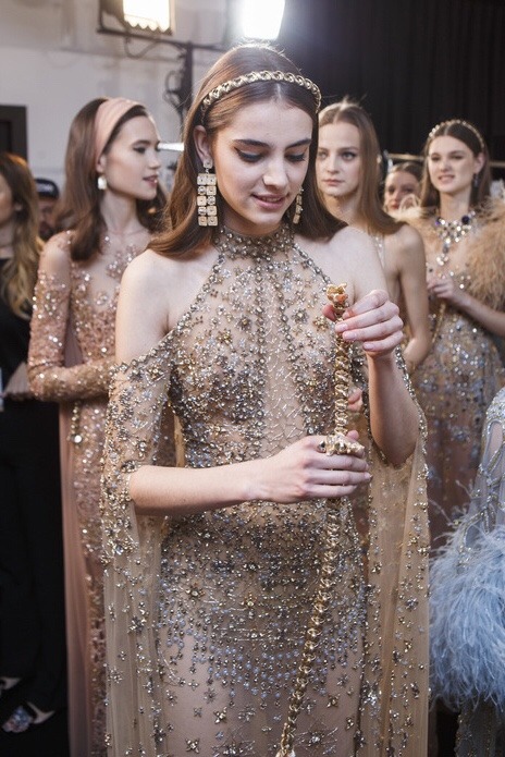 miss-mandy-m:Romy Schönberger backstage for Elie Saab SS17 Haute Couture.