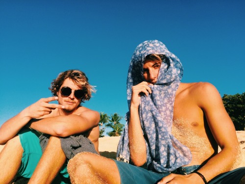 erosexarhou:  Eros & Shawn🌴🔮🌙💦 