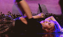 rosehey:queen of mopping floors 