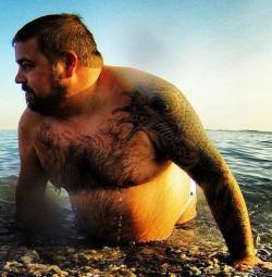 gulobear:  chubbyaddiction:  housebearsofatlanta:  Fucking hot  More Carlos from:  http://woofioso.tumblr.com/  WOOF