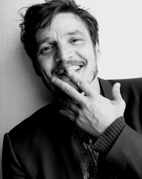 perksofbeingafanboy:Pedro Pascal for Esquire, March 2017
