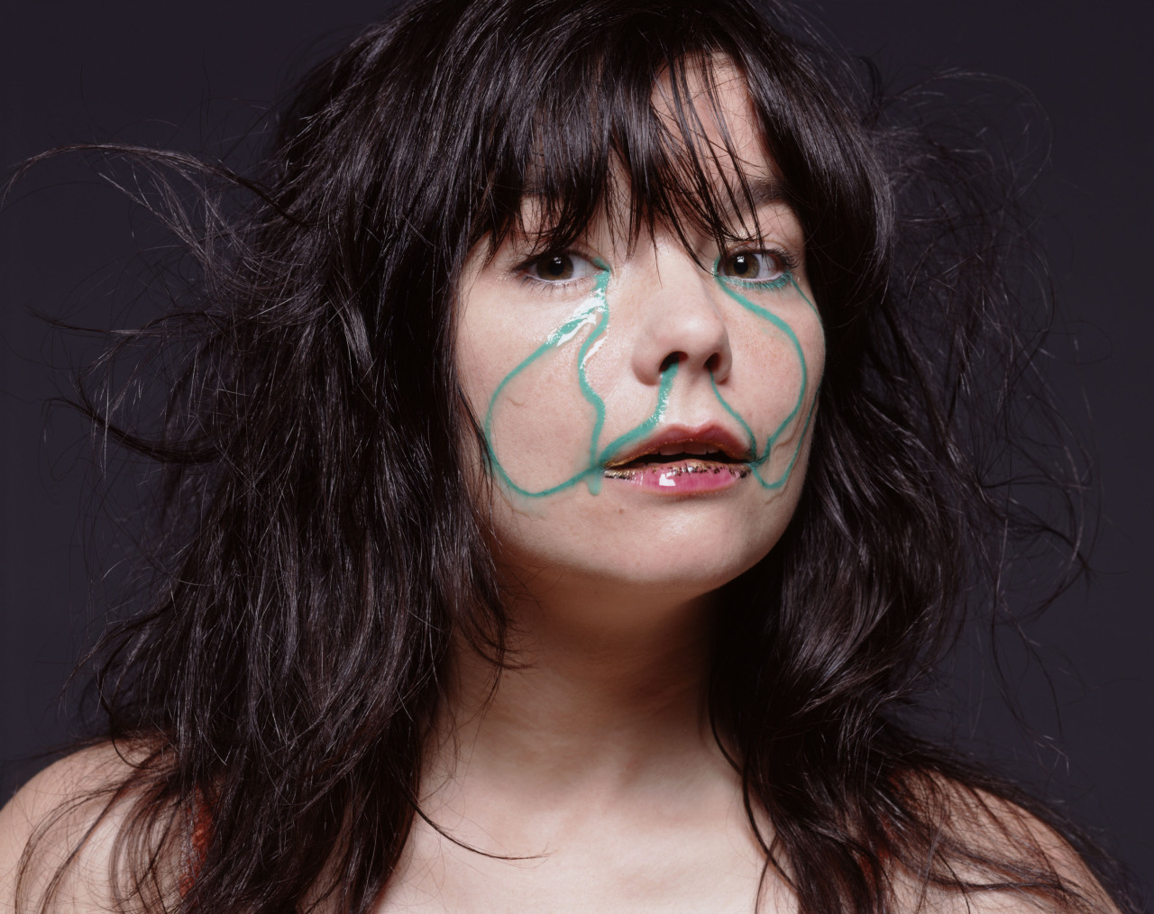 voulx:  Björk photographed by Inez &amp; Vinoodh, 2001
