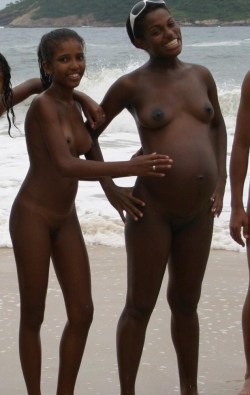 ebony-angels-x:  http://ebony-angels-x.tumblr.com/  Encouraging to see plenty of ebony girls posing nude