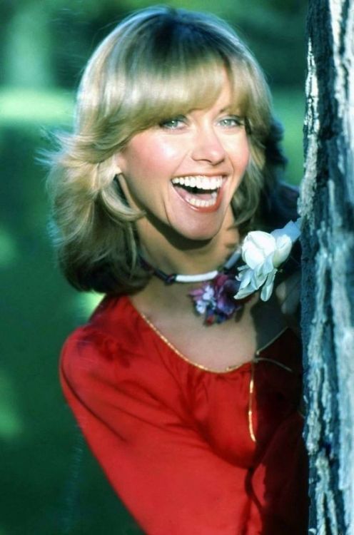 captain-kampari:Olivia Newton-John