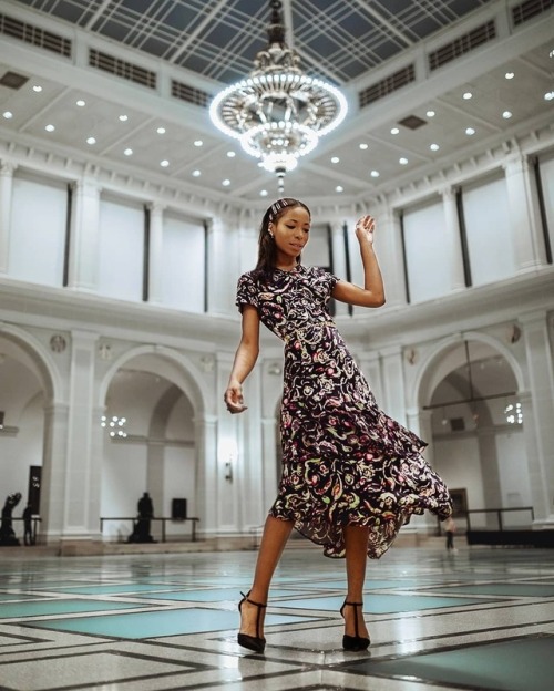 Our timeless Beaux-Arts Court is the perfect backdrop for that dramatic post you’ve been searc