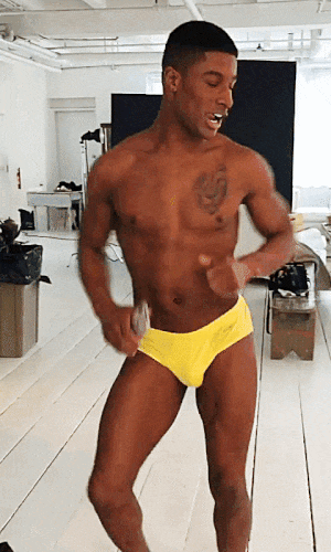 male-beauty-sfw:  (x)