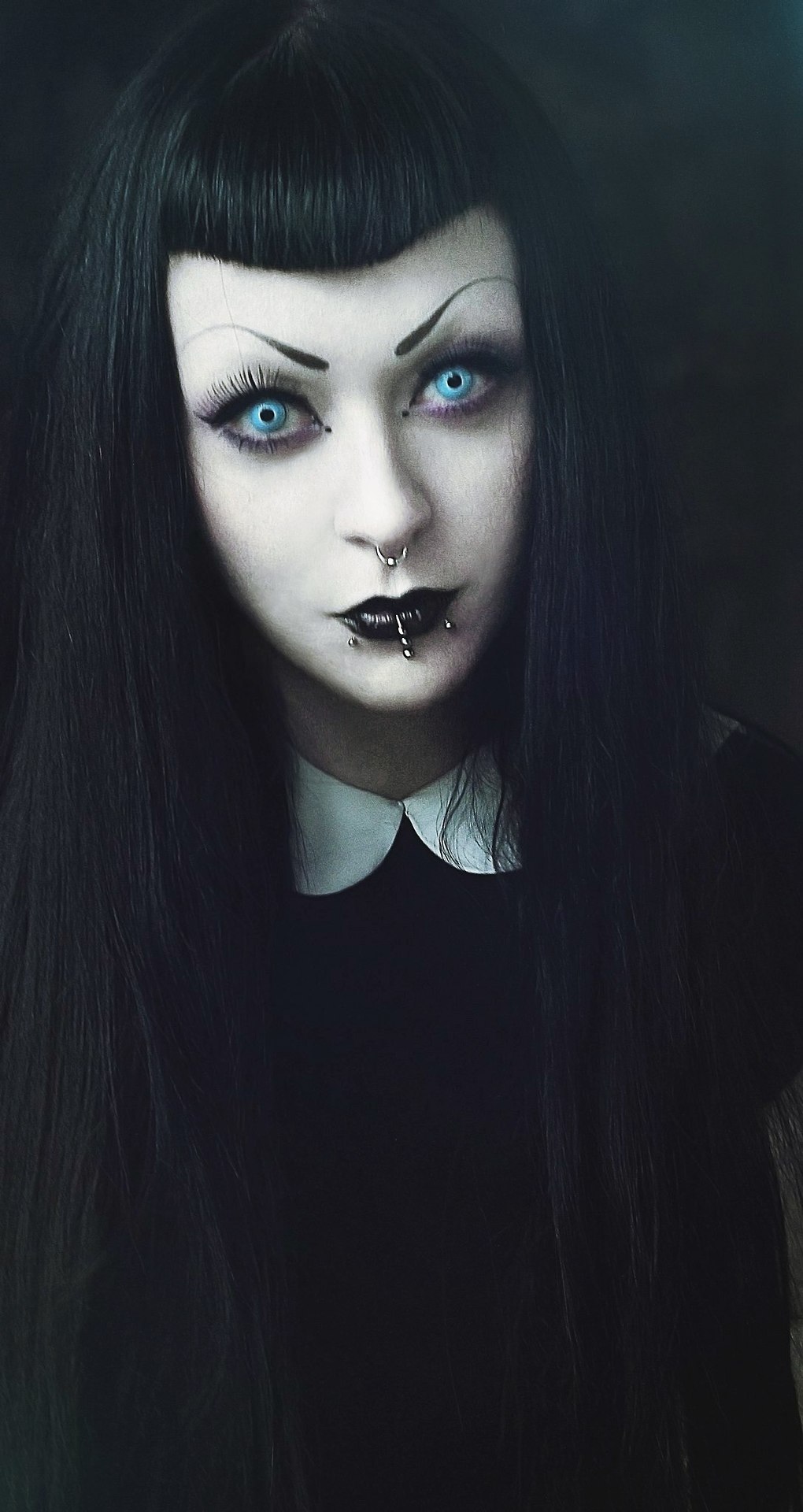 dark-beauties:  Dark beauty http://goo.gl/294p2M