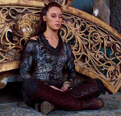 commander-leksa:foreign concept: me, at peace after 3x07