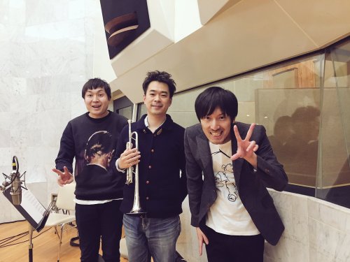 Sawano Hiroyuki, the soundtrack composer for Shingeki no Kyojin season 1, has announced that recording has begun on music for SnK season 2!ETA: Added a panorama photo of the 44-person orchestra at another recent recording session!Update (February 13th,