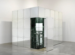 likeafieldmouse:  Lucas Samaras - Mirrored Room (1966) 