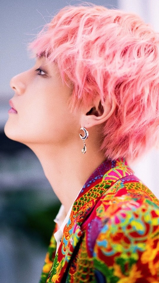 Pink Haired Taehyung Wallpapers 💞