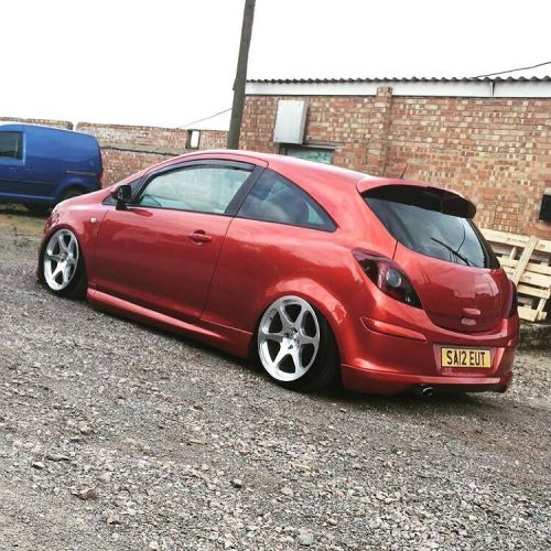 Throwback #vauxhall #corsa #limitededition #stance #cambergang #stanced #bedsmodified #airlift #life