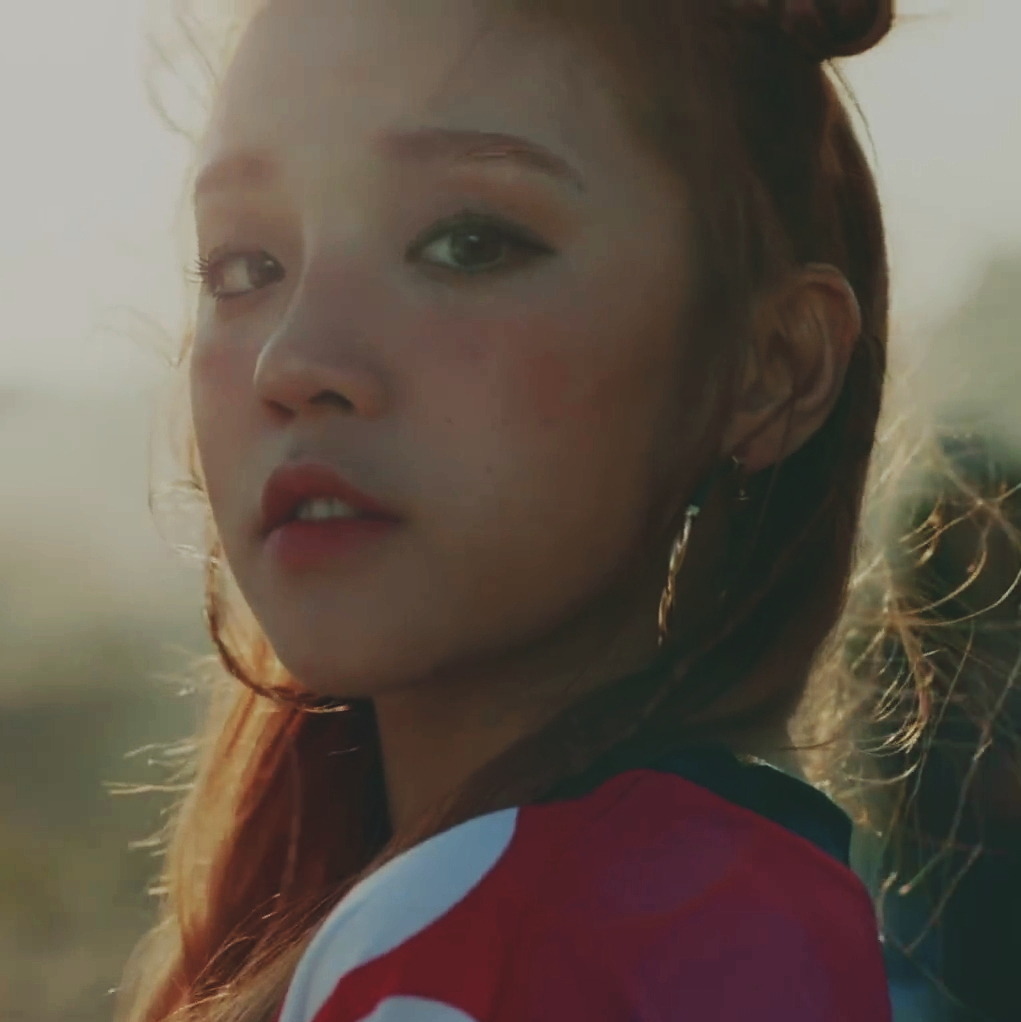 G Idle Loona Bios G Idle Loona Bios
