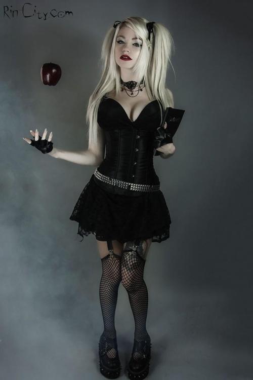 irishgamer1:  A fucking beautiful Misa Amane from Death Note cosplay.