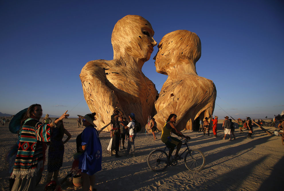  Burning Man 2014 Pictures: Jim Urquhart/Reuters Source: The Atlantic In Focus
