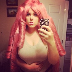 bedsafely:I FINISHED MY DEAD MOM WIG YEAAAAAAH  PERFECT ROSE QUARTZ!!!! &lt;3333