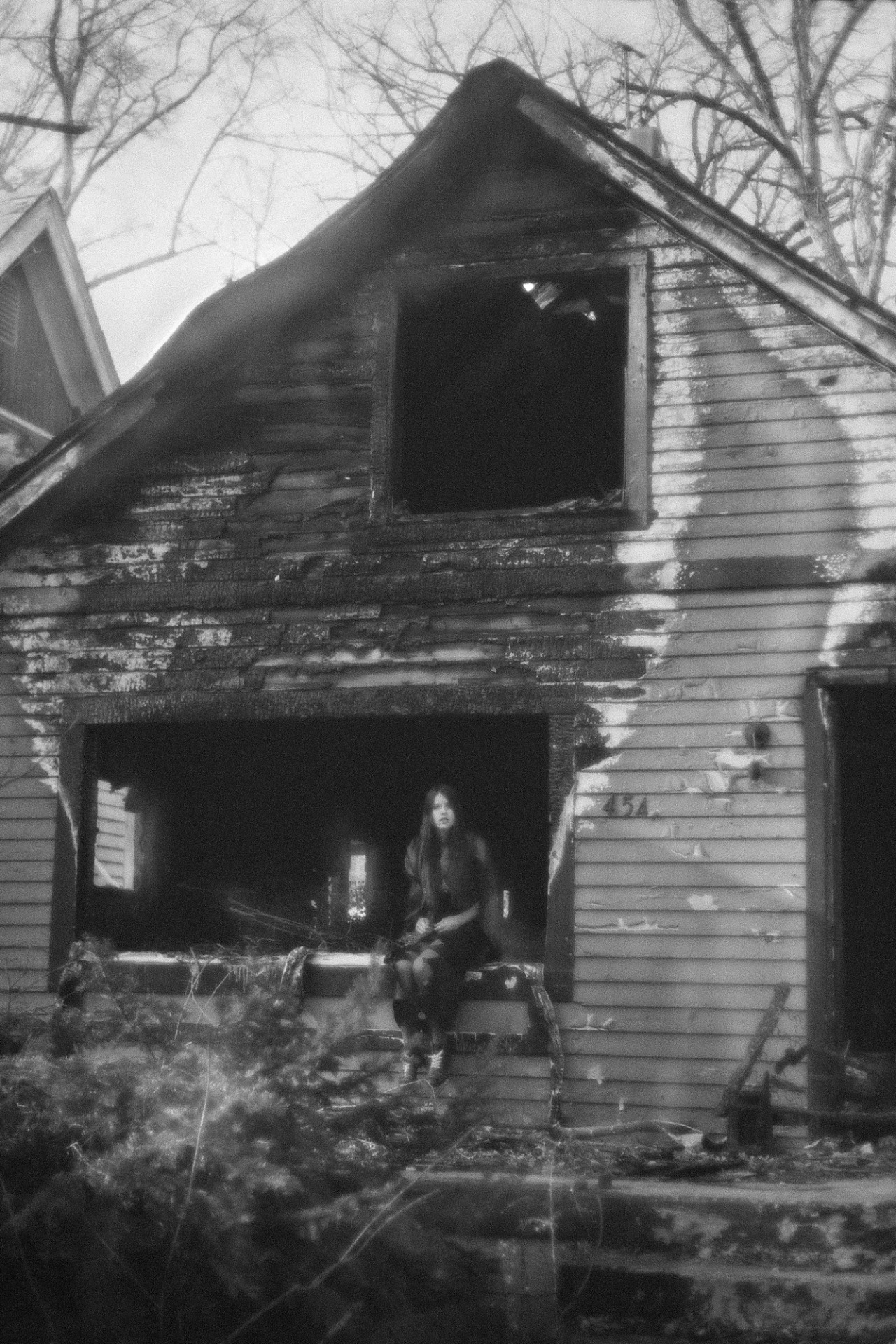 nataliekucken:  35mm film photographs from March 2012 in the arson-ed and vacant