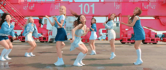yvesha:loona // hi high mv