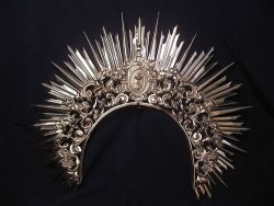 treasures-and-beauty: Diadem of the Virgen