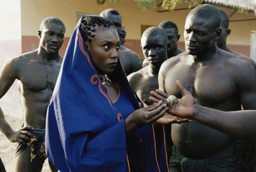 afrikanattire:Senegalese wrestling.