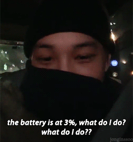 181204 - Zkdlin Instalive //even Phones Have To Eat In Order To Work!