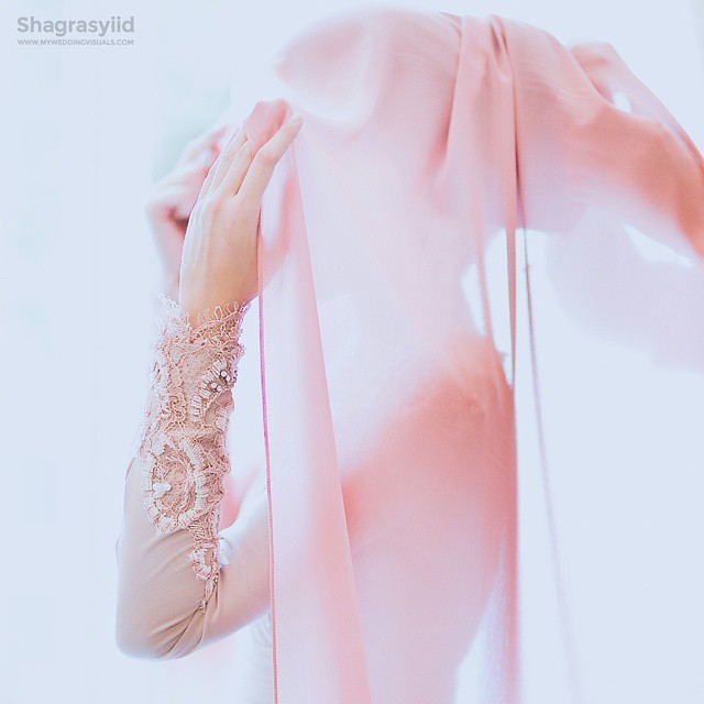 / Hanis Zalikha + Hairul Azreen /
Photo by @shagrasyiid of @my_wedding_visuals www.shagrasyiid.com / #shagrasyiid
-
#haniszalikha #haniszalikhaengagement
#insyaallahthankyou
#myweddingvisuals