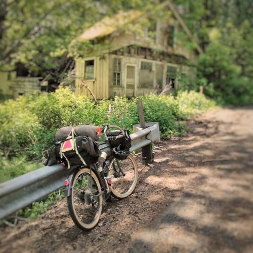 bikesandgirlsandmacsandstuff: (via A taste of summer | Urban Adventure League)