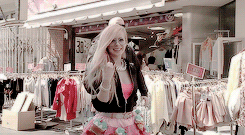 abbeylavignes: “I’ll always be young at heart and have a free spirit. It doesn’t