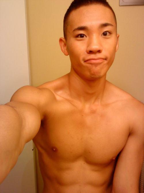 blessedngifted-theyoungmalebody:  Asian bois adult photos