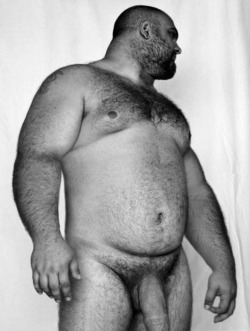 xlbigmanstuff:  more big man stuff at http://xlbigmanstuff.tumblr.com/ over 40,000 followers!  Damn, that&rsquo;s beautiful!