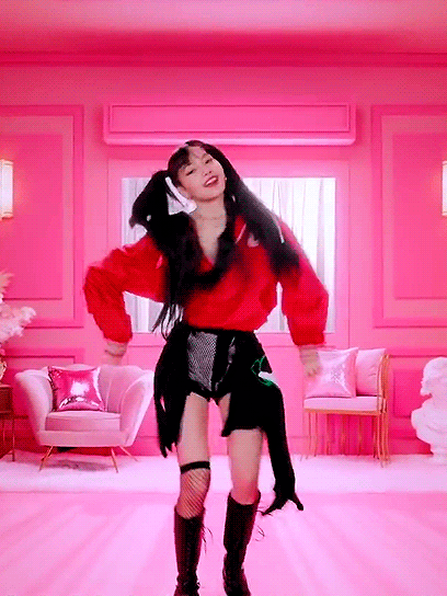 View Lalisa Manoban Dance Gif Images