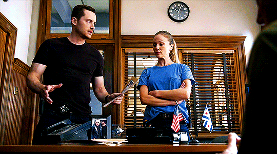 aayla-securas:CHICAGO PD 9.03 | The One Next To Me Jay Halstead and Hailey Upton