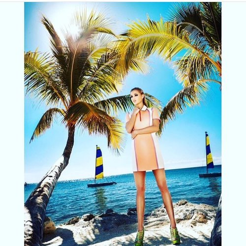 #TBT beach days for @harpersbazaar feat @alliefosheim @cheecalodge w/ some major smoky eyes &amp