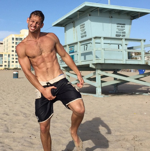 traveladdict227:  Oh Max Emerson, you’re such a joker. Let me help scratch that itch…