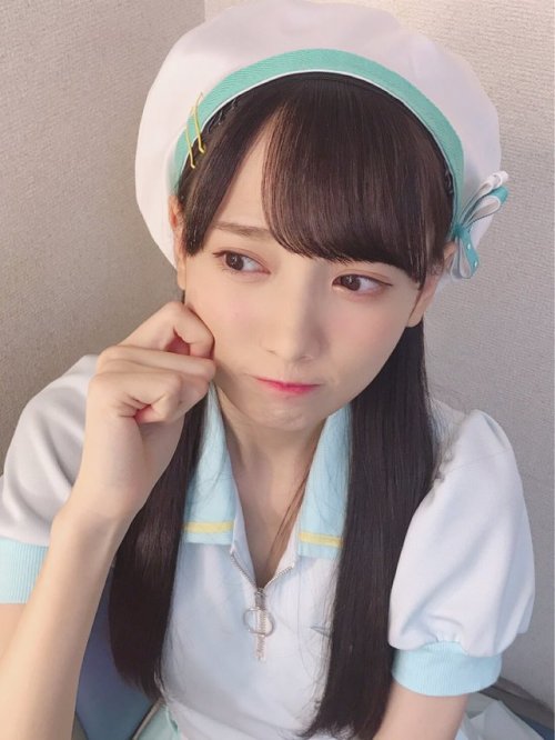 aimmmh2:  https://twitter.com/suzuki_hitomi_