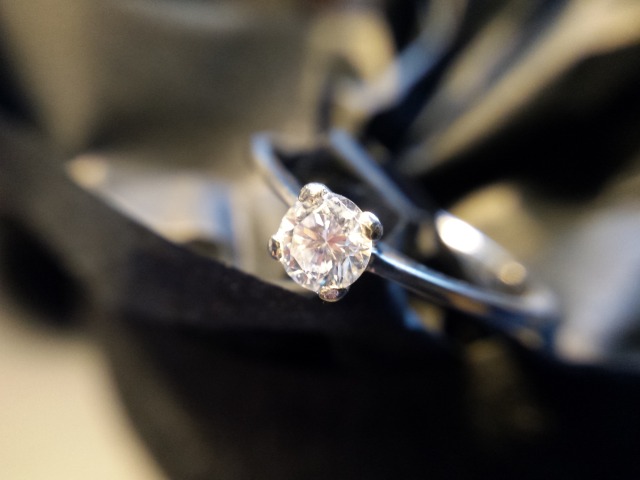 diamant verlobungsring filigraner weissgold ring