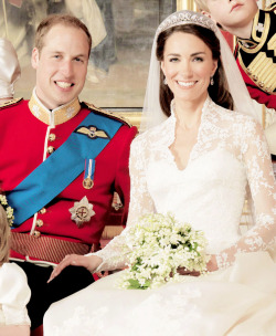 fyeahslaytemiddleton:  April 29th, 2011: Happy Fourth Wedding Anniversary, William &amp; Catherine ❤❤